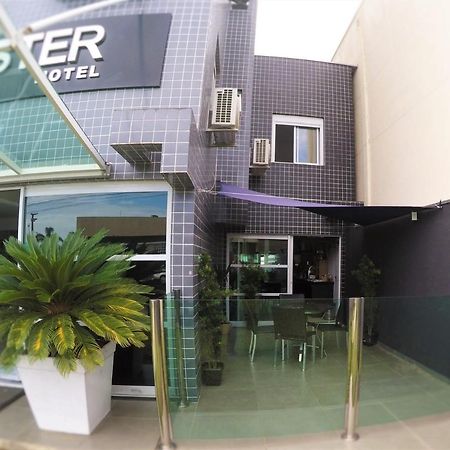 Hollyster Hotel Curitiba Exterior foto