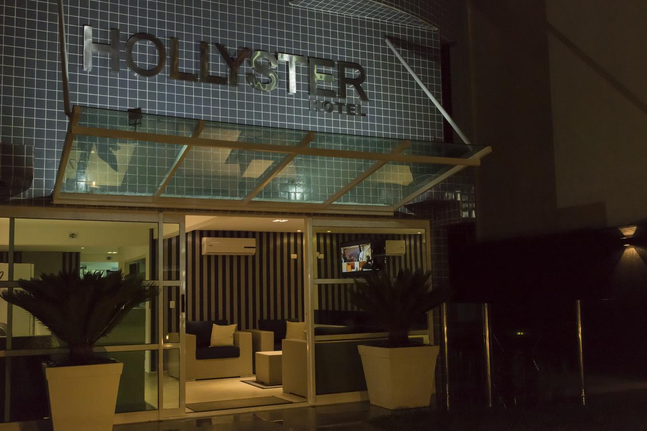 Hollyster Hotel Curitiba Exterior foto