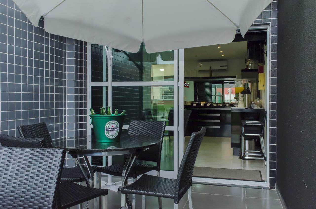 Hollyster Hotel Curitiba Exterior foto