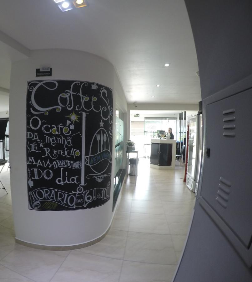 Hollyster Hotel Curitiba Exterior foto