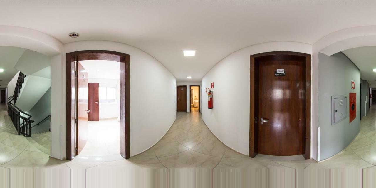Hollyster Hotel Curitiba Exterior foto